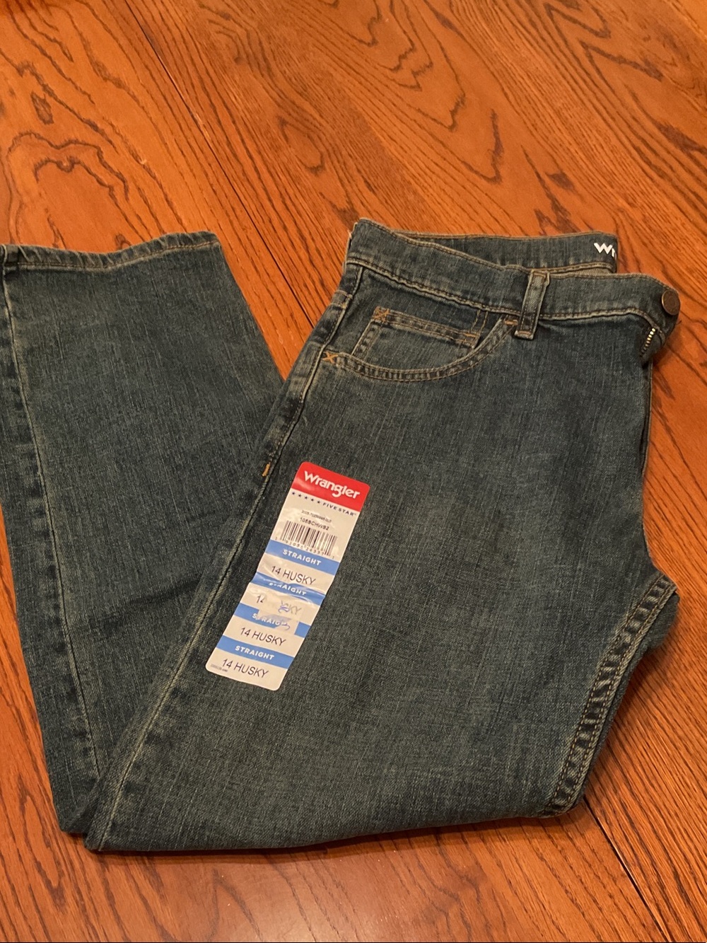 New Boys Husky size 14 Wrangler  Straight Jeans in Medium Blue Denim